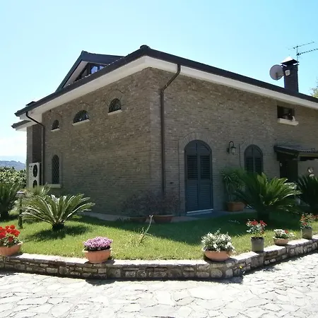 Myriam Country House Bed & Breakfast 3*