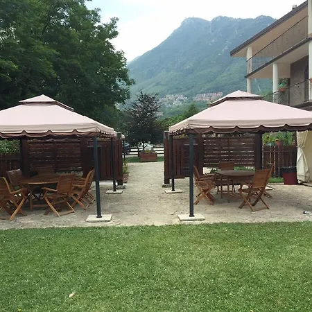 Myriam Country House